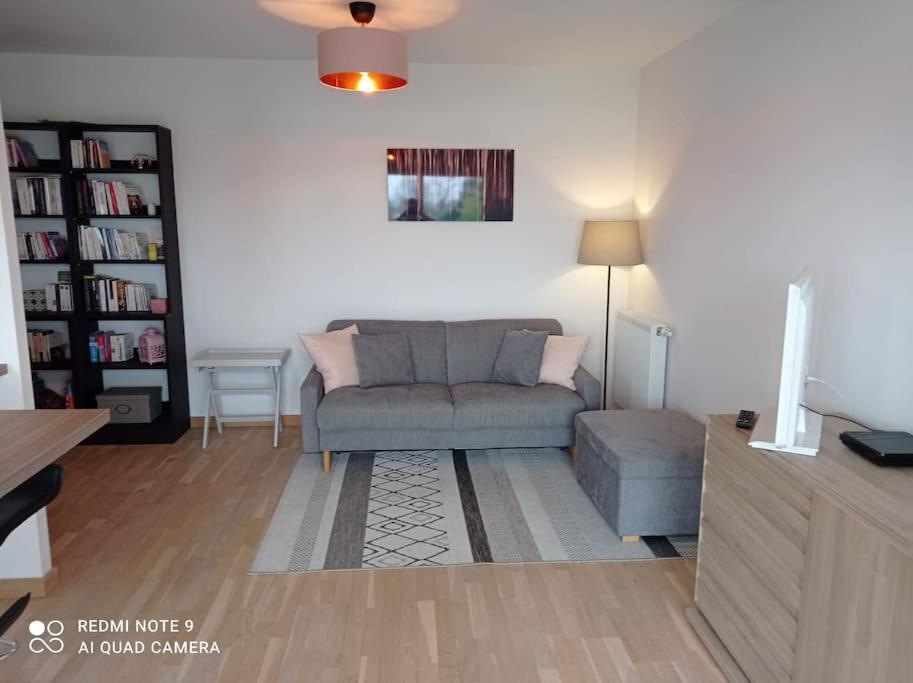 Superbe Appartement Avec Balcon Filant 瑟农 外观 照片